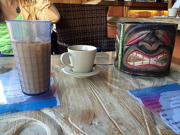 阿飛衝浪旅店：我在南灣。我為海浪停留~...阿飛衝浪旅店