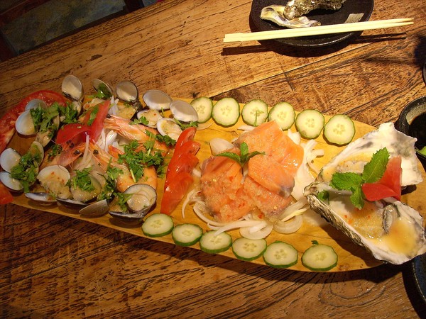 阿飛衝浪旅店：我在南灣。我為海浪停留~...阿飛衝浪旅店