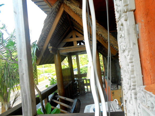 阿飛衝浪旅店：我在南灣。我為海浪停留~...阿飛衝浪旅店