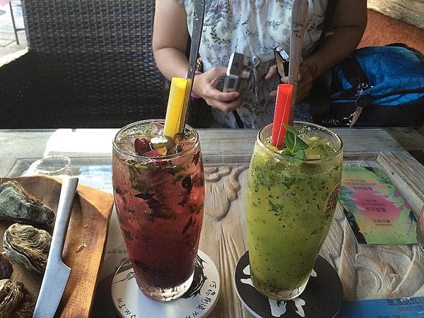 阿飛衝浪旅店：我在南灣。我為海浪停留~...阿飛衝浪旅店