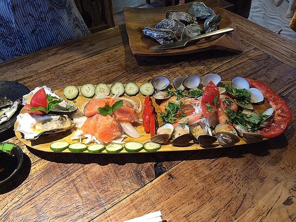 阿飛衝浪旅店：我在南灣。我為海浪停留~...阿飛衝浪旅店