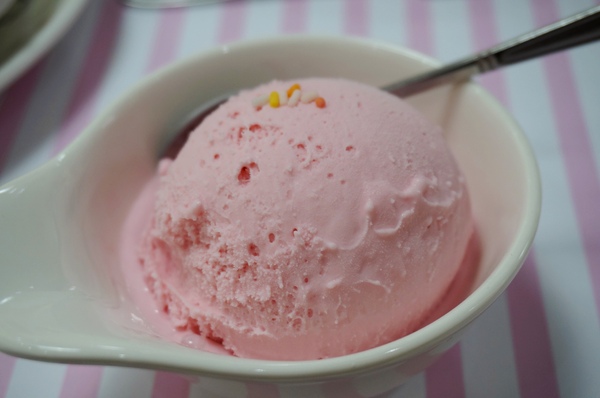 Mi food Caf'e：[台北車站.五鐵秋葉原] MI FOOD Caf'e：義大利進口冰淇淋．咖啡．義大利麵