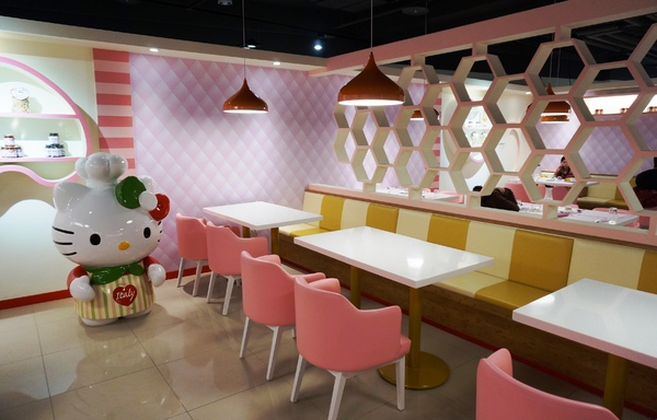 Mi food Caf'e：[台北車站.五鐵秋葉原] MI FOOD Caf'e：義大利進口冰淇淋．咖啡．義大利麵