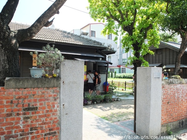 真心食府：【美食特搜。台南新化區】真心食府。乳液也能喝！？台南新化爆紅人氣飲料 日式老屋喝乳液紅茶新樂趣