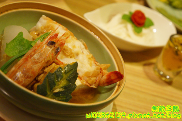 石亭日本料理:【台南-北區】精緻x新鮮...擺盤美.氣氛佳..奢華的海味~《石亭日本料理》