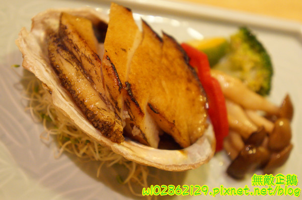 石亭日本料理:【台南-北區】精緻x新鮮...擺盤美.氣氛佳..奢華的海味~《石亭日本料理》