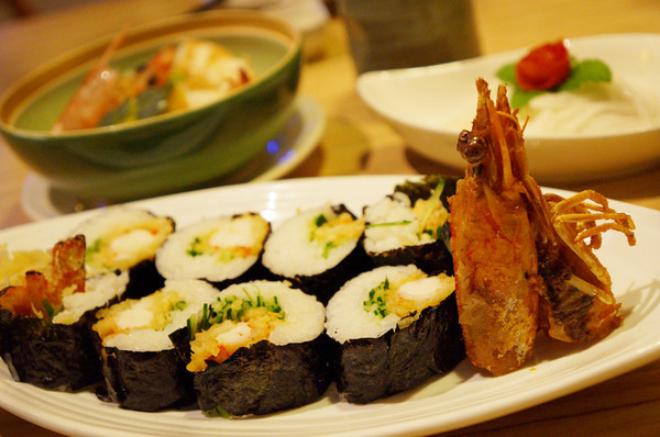 石亭日本料理:【台南-北區】精緻x新鮮...擺盤美.氣氛佳..奢華的海味~《石亭日本料理》