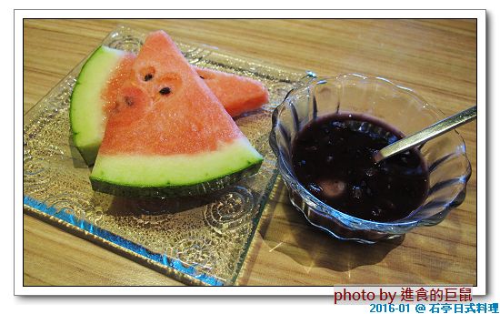 石亭日本料理：（台南。北區美食）石亭日本料理 / 超～日本風～『粉嫩豔麗 櫻花樹旁的日式料理餐廳』。新鮮漁獲直送。精緻美味套餐。