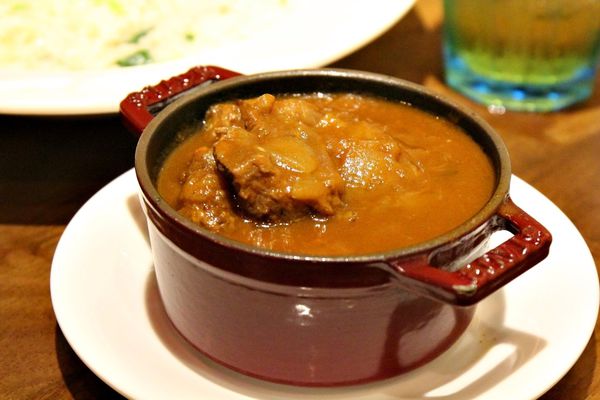 謝宜榮, Pino義大利燉飯專賣店,拿坡里比薩專門店,綜合野蕈溫泉蛋燉飯、白酒燉飯佐紅酒燉牛肉、芝麻葉煙燻鴨肉沙拉