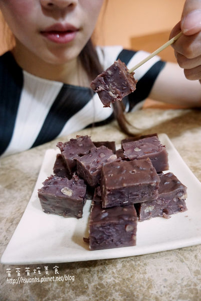 穎川堂-紅豆糕 (12).JPG