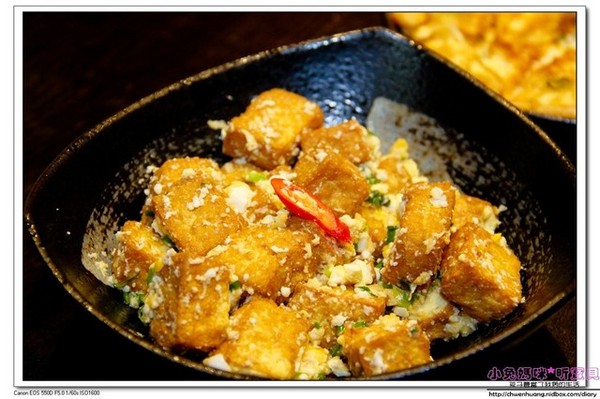 米家庒：【美食♥ 宜蘭】☼米家庒潮式砂鍋粥 ☼ 四種米所熬煮的粥品,有創意又美味的菜餚,令人回味無窮♥♥