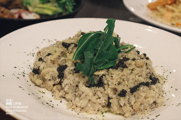 No.8 Workshop 捌號工作室:台北_ No.8 Workshop 捌號工作室, 永春社區裡的個性異國料理