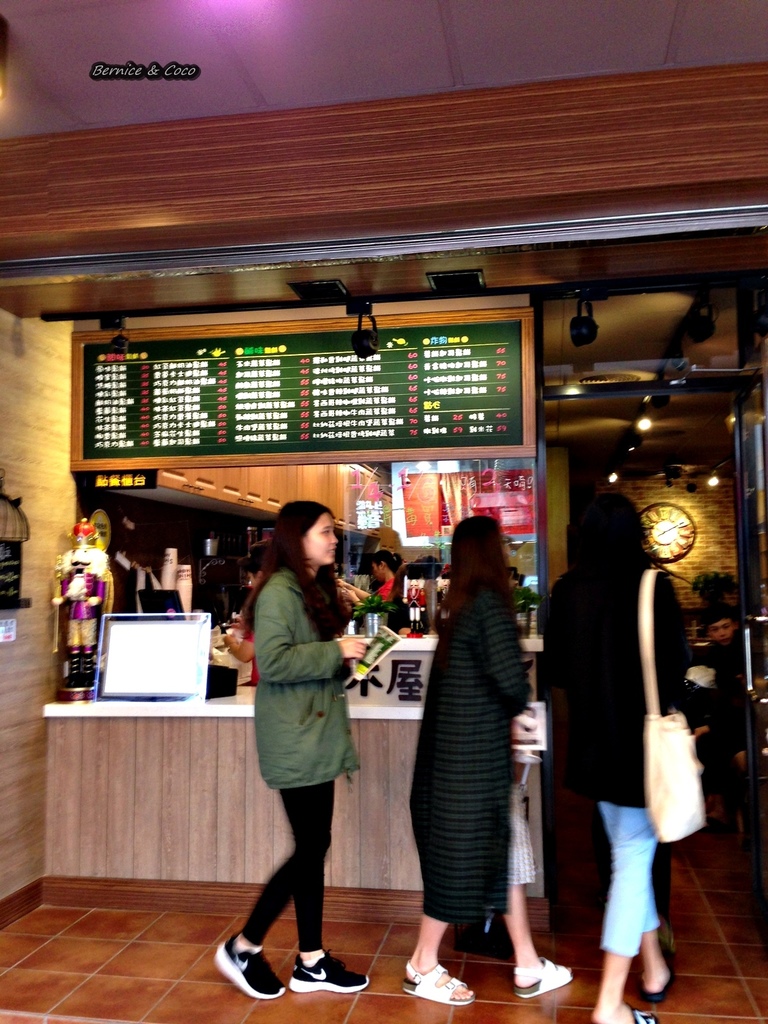 7f7a6e6b-6584-4ac9-8e2b-3b376e6d50e1