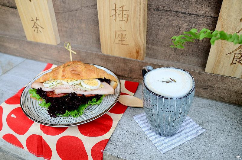 小空間板橋早午餐咖啡廳不限時推薦小倉庫菜單時間新埔 (32)