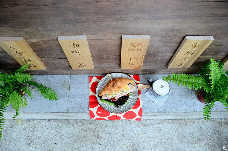 小空間板橋早午餐咖啡廳不限時推薦小倉庫菜單時間新埔 (2)