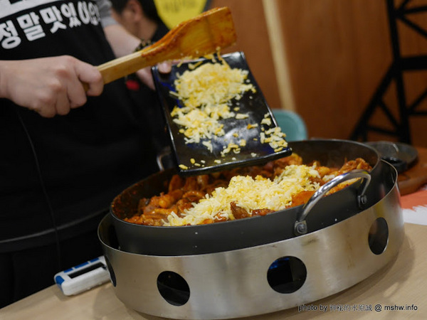 OMAYA春川炒雞(台中崇德店):【食記】台中Omaya 乳溝起司春川炒雞-台中崇德店@北區 : 噢媽呀還是麻藥瘋雞? 價格尚可, 口味不差, 容易吃膩的李光洙愛情鍋