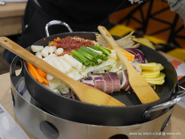 OMAYA春川炒雞(台中崇德店):【食記】台中Omaya 乳溝起司春川炒雞-台中崇德店@北區 : 噢媽呀還是麻藥瘋雞? 價格尚可, 口味不差, 容易吃膩的李光洙愛情鍋