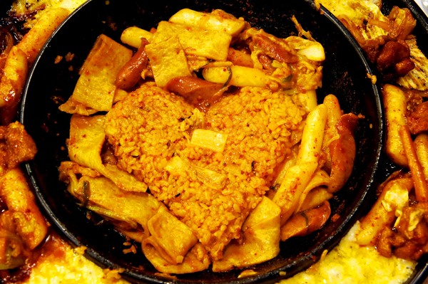 OMAYA春川炒雞(台中崇德店)：OMAYA春川炒雞 崇德店