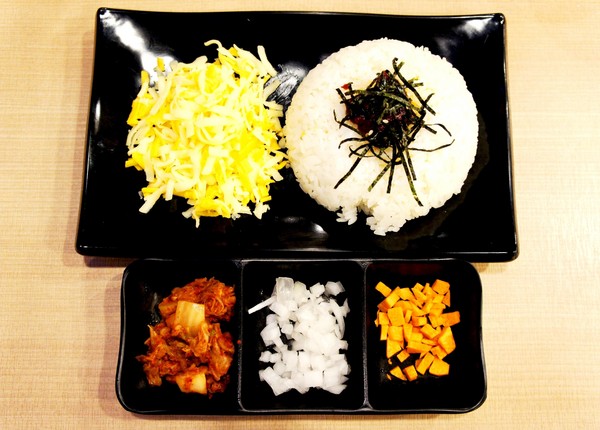 OMAYA春川炒雞(台中崇德店)：OMAYA春川炒雞 崇德店