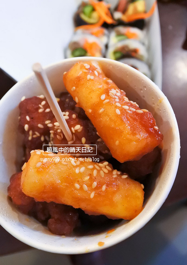 MOM'S C & K:【天母 | MOM'S C & K】一個人也可以享用韓式炸雞大滿足