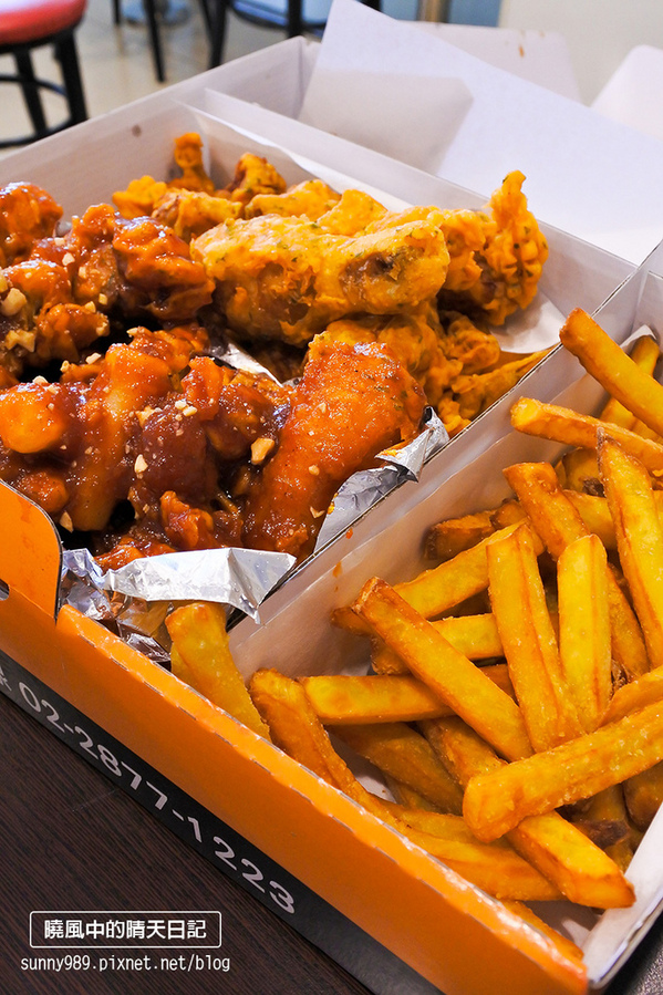 MOM'S C & K:【天母 | MOM'S C & K】韓國媽媽味的酥脆炸雞及爆香紫菜飯捲