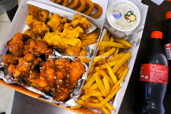 MOM'S C & K:【天母 | MOM'S C & K】韓國媽媽味的酥脆炸雞及爆香紫菜飯捲