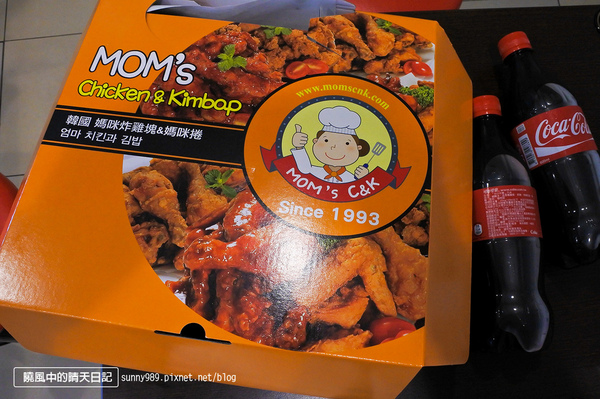 MOM'S C & K:【天母 | MOM'S C & K】韓國媽媽味的酥脆炸雞及爆香紫菜飯捲