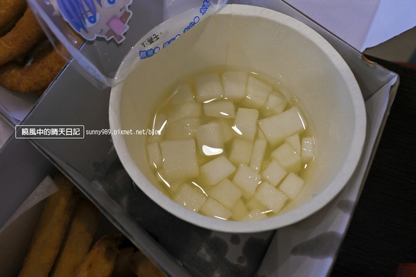 MOM'S C & K:【天母 | MOM'S C & K】韓國媽媽味的酥脆炸雞及爆香紫菜飯捲