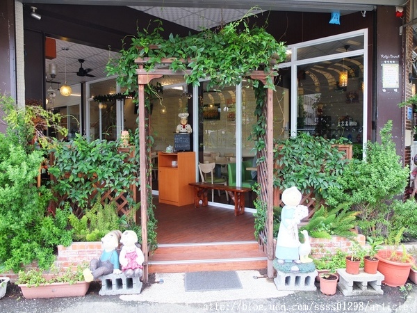 凱莉布朗奇早午餐:【美食特搜。屏東市】凱莉布朗奇早午餐(Kelly's Brunch)。植栽綠美化環境 澎湃拼盤超吸睛 一早的活力健康打滿分