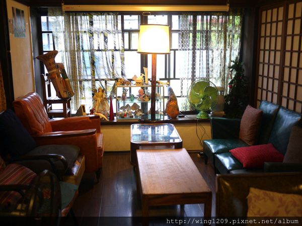 賣捌所：［宜蘭小旅行］在日式懷舊老房子裡的下午茶。「賣捌所」