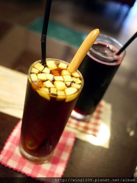 賣捌所：［宜蘭小旅行］在日式懷舊老房子裡的下午茶。「賣捌所」