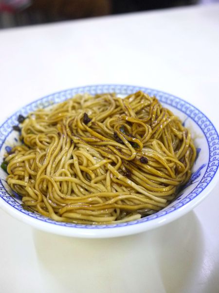 賣捌所：［宜蘭小旅行］在日式懷舊老房子裡的下午茶。「賣捌所」