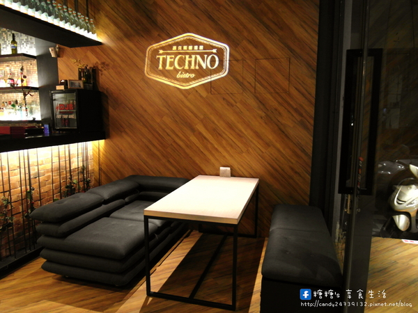 Techno鐵克諾餐酒館:〖台中│口碑券172〗Techno鐵克諾餐酒館 ❤ 燈光美、氣氛佳,除了精緻餐點外,還有微醺調酒,適合朋友聚餐,也是個約會的好所在~