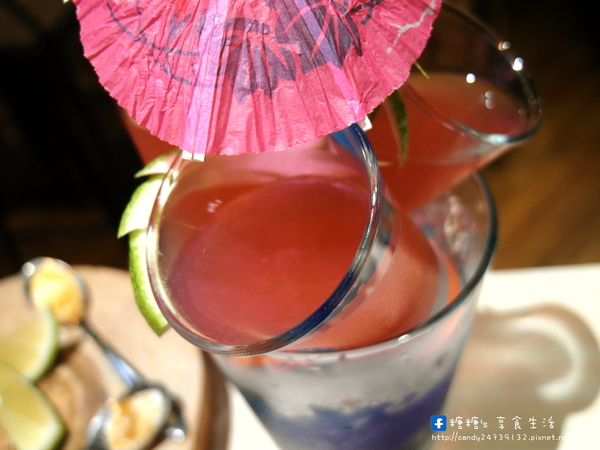 Techno鐵克諾餐酒館:〖台中│口碑券172〗Techno鐵克諾餐酒館 ❤ 燈光美、氣氛佳,除了精緻餐點外,還有微醺調酒,適合朋友聚餐,也是個約會的好所在~