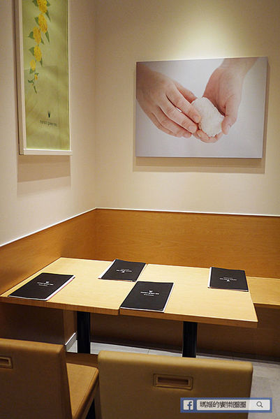 Nana's Green Tea(林口三井店):◆林口三井OUTLET美食【nana's green tea台灣一號店】濃郁抹茶甜品。烏龍麵。定食