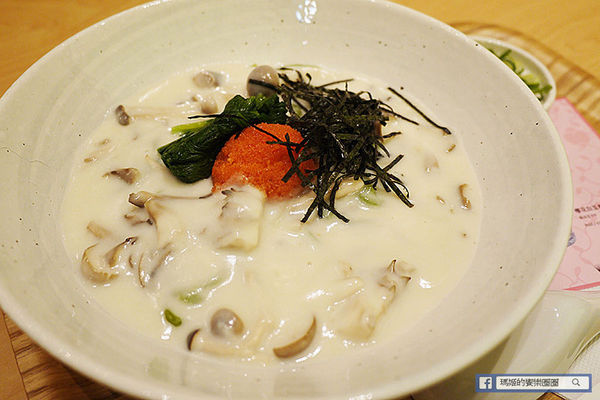 Nana's Green Tea(林口三井店):◆林口三井OUTLET美食【nana's green tea台灣一號店】濃郁抹茶甜品。烏龍麵。定食