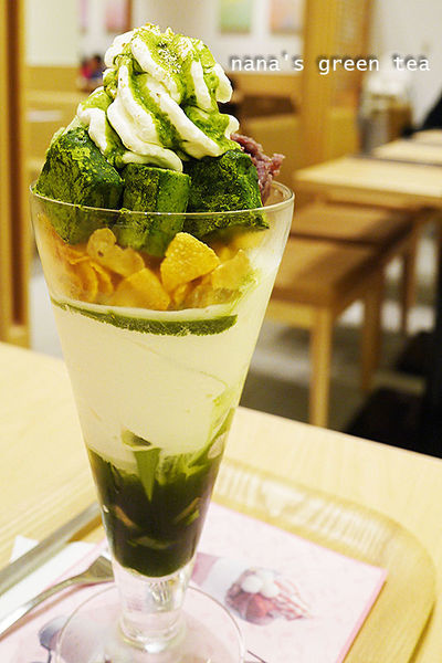Nana's Green Tea(林口三井店):◆林口三井OUTLET美食【nana's green tea台灣一號店】濃郁抹茶甜品。烏龍麵。定食