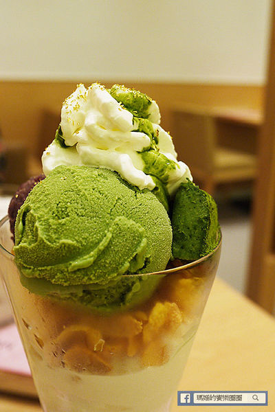 Nana's Green Tea(林口三井店):◆林口三井OUTLET美食【nana's green tea台灣一號店】濃郁抹茶甜品。烏龍麵。定食