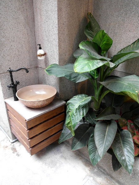 炸鷄洋行(榮譽店)：【台南||東區】炸雞洋行《榮譽店》CP值超高！不能錯過的鮮嫩雞腿！