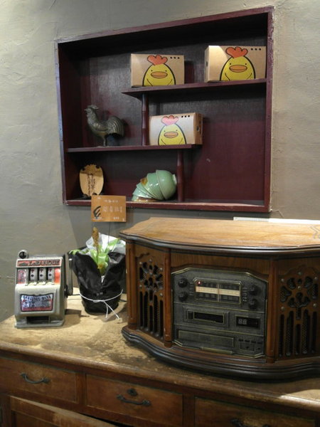 炸鷄洋行(榮譽店)：【台南||東區】炸雞洋行《榮譽店》CP值超高！不能錯過的鮮嫩雞腿！