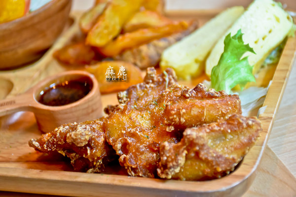 麻鹿 MARU：高雄 左營區．悠閒好時光 日式早午餐、輕食   麻鹿MARU まる