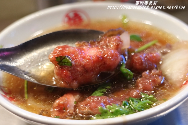 圳記紅燒鰻羹(14號攤位)：【基隆廟口美食】懷念好滋味『圳記紅燒鰻羹』基隆必吃美食推薦