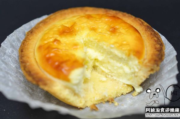 【新北甜點】安普蕾修 Impression-日本神戶精品甜點名店台灣首店，一口一個，不同溫度不同口感超人氣起士塔．起司塔/三井outlet/林口