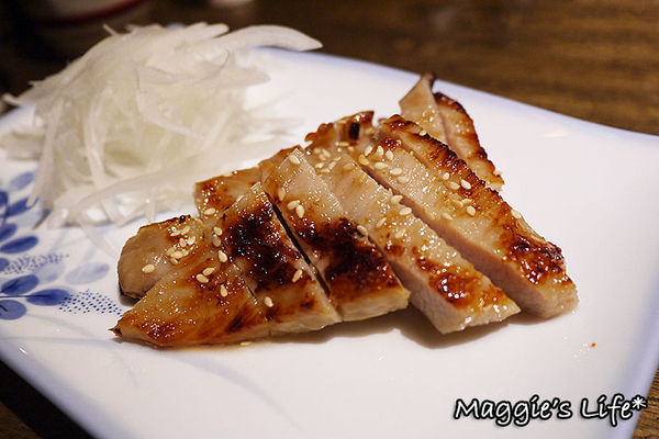 匠饗fusion居酒屋：◆台北美食。捷運南京復興【匠饗fusion居酒屋】燃燒吧！火熖雞～日式居酒屋。串燒。燒烤。日本料理