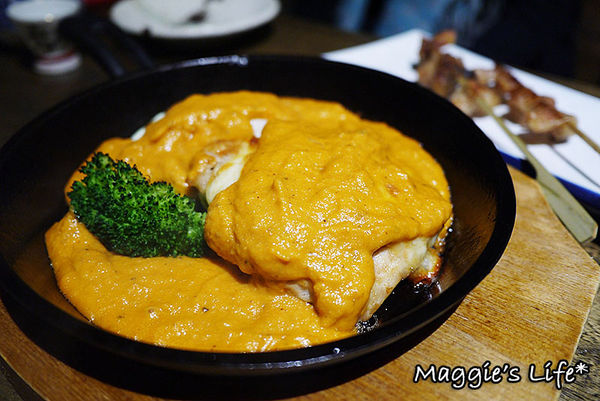 匠饗fusion居酒屋：◆台北美食。捷運南京復興【匠饗fusion居酒屋】燃燒吧！火熖雞～日式居酒屋。串燒。燒烤。日本料理