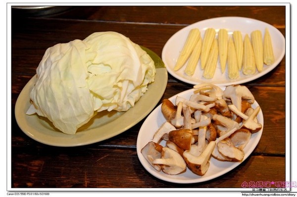 大漢王朝羊肉爐烏骨雞(羅東店):【美食♥宜蘭羅東】☼ 大漢王朝羊肉爐&烏骨雞 ☼中藥材湯頭+當歸藥酒,讓你冬天暖呼呼不怕冷 ♥♥