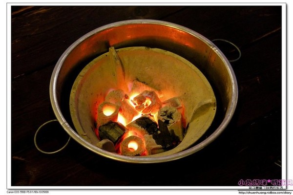 大漢王朝羊肉爐烏骨雞(羅東店):【美食♥宜蘭羅東】☼ 大漢王朝羊肉爐&烏骨雞 ☼中藥材湯頭+當歸藥酒,讓你冬天暖呼呼不怕冷 ♥♥