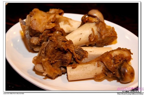 大漢王朝羊肉爐烏骨雞(羅東店):【美食♥宜蘭羅東】☼ 大漢王朝羊肉爐&烏骨雞 ☼中藥材湯頭+當歸藥酒,讓你冬天暖呼呼不怕冷 ♥♥