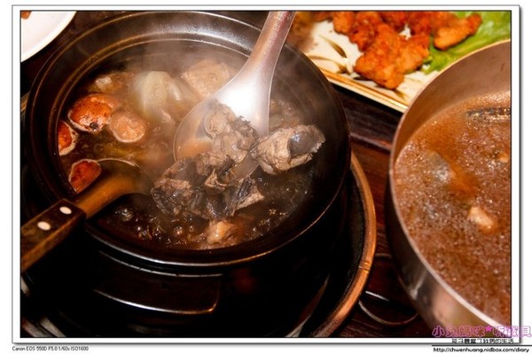 大漢王朝羊肉爐烏骨雞(羅東店):【美食♥宜蘭羅東】☼ 大漢王朝羊肉爐&烏骨雞 ☼中藥材湯頭+當歸藥酒,讓你冬天暖呼呼不怕冷 ♥♥