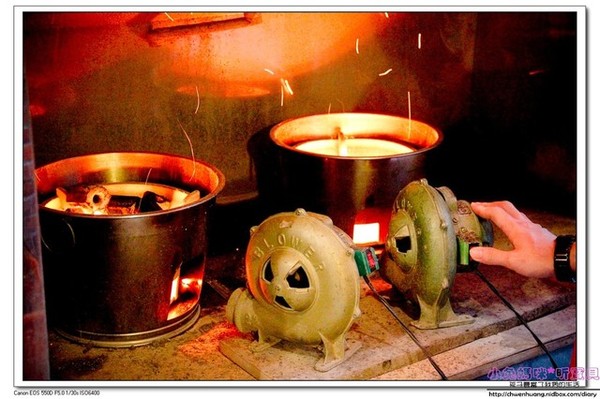 大漢王朝羊肉爐烏骨雞(羅東店):【美食♥宜蘭羅東】☼ 大漢王朝羊肉爐&烏骨雞 ☼中藥材湯頭+當歸藥酒,讓你冬天暖呼呼不怕冷 ♥♥